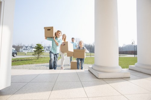 Removal truck hire in Catford for efficient home moving